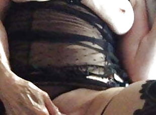 My Gilf Trish is Rubbing her old Slut Cunt and Cumming