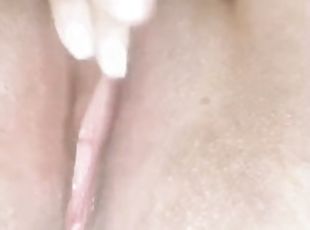Homemade pussy play & real orgasm