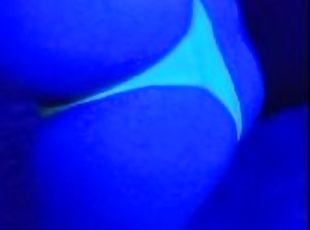 Cum on twerking fat ass under black light