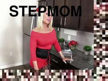 Stepmom blows