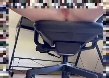 Nympo Tales: making myself cum at my desk during my lunch break