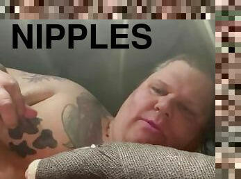 Broken pig twists nipples