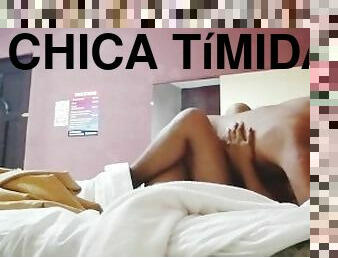 Chica tímida y apasionada tiene sexo duro y romántico - Morena linda ????