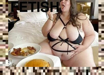 SSBBW Stuffs Face in Lingerie