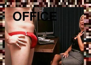 мастурбація, офіс, , пара, груповий-секс-groupsex, дрочка, панчохи, жінки-одягнуті-чоловіки-голі, збочена, пані