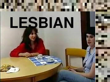 Lesbian threesome