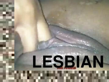 Lesbians lick