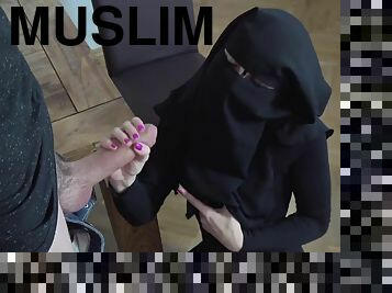 Sex with Poor Muslim Niqab Girl who earns cock and cash - cumshot