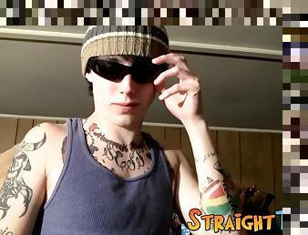 Skinny tattooed straighty blinx working on his solid cock