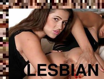 Lesbian fisting sex Tiny Tina and Sereyna Gomez