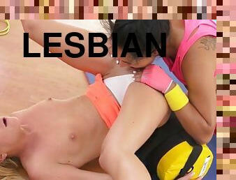 Gym lesbians pussylick closeup after workout