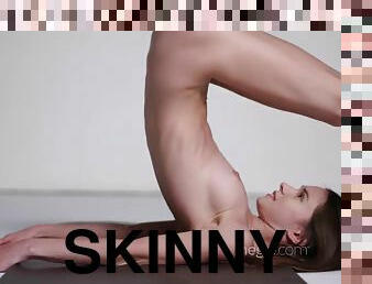 Skinny Fitness Girl Leona Mia Solo Session