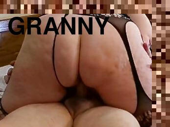 Granny Carmen Bobbin' On Knob! 02062022 CAM1