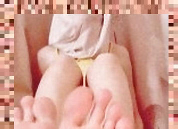 Littlemuslim's Playing With Her Pretty Feet