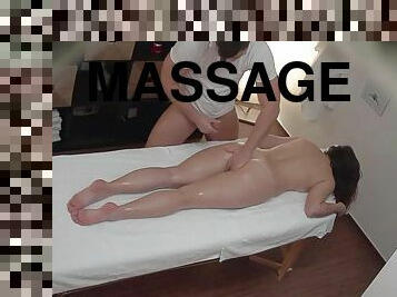 Action On Massage Table - Amateur Porn
