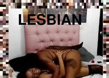 homemade lesbian sex scissoring