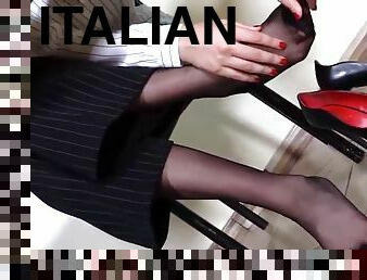 collant-di-nylon, segretarie, piedi, biancheria-intima, italiani, feticci, brunette, nylon