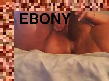 Ebony lightskinned Bbw playing with fat pussy