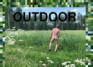 Outdoors Naked Dance 30-Day Challenge