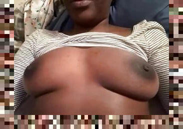 tetas-grandes, masturbación, negra-ebony, adolescente, casero, pajeándose, jóvenes18, tetas, pequeñita, sujetador