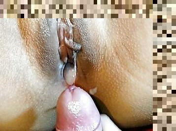 CREAMPIE  Penetrada de muy cerca y bañada en leche por dentro