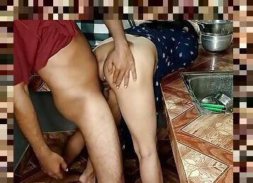Ghar Me Kaam Karne Wali Nokrani Ko Kitchen Me Choda Fucking My Hot Sexy Maid