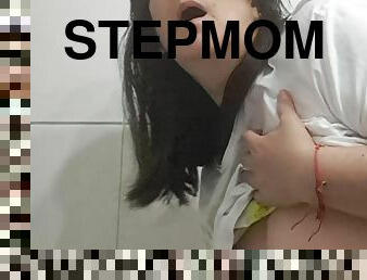 Stepmom Fucked By Surprise And Creampie Standby Bathroom