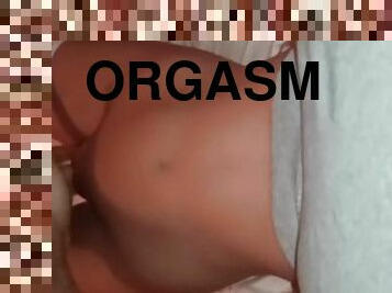 masturbation, orgasm, fitta-pussy, kvinnligt-sprut, amatör, brudar, tonåring, fingerknull, dildo, fetisch