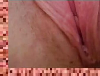 meando, amateur, adolescente, zorra-slut, primera-persona, baño, fetichista, a-solas