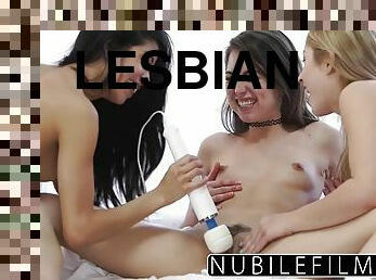 струмінь, лесбіянка-lesbian, іграшка, латиноамериканка, спить, панчохи, блондинка, жіноча-білизна, брюнетка, татуювання