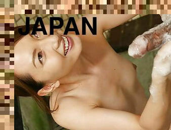 Our Kimono Lady today is Hitomi Hayama who takes you to a spa to bathe you - JapanHDV