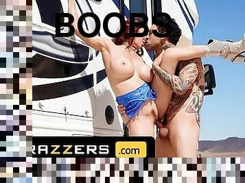 Brazzers - Hitchhiker Alexis Fawx Needs A Ride & Small Hands Offers It Along With His Big Thick Cock