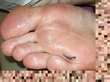 Dirty feet worship and footjob