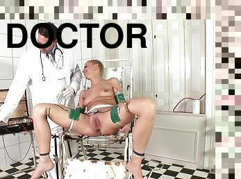 Nick L And Nick Lang In And C.j. Deviant Doctor Examin