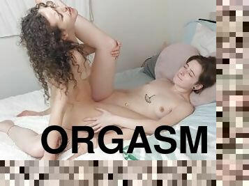 orgasm, pissimine, tussu, pritsima, amatöör, lesbid, mänguasi, paar