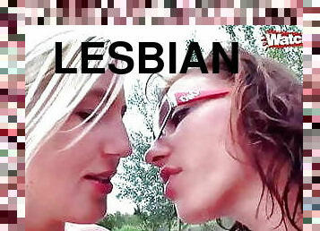 лесбіянка-lesbian, підліток, збуждена