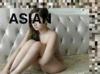 Asian cute model got fuck by her photographor