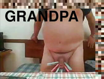 grandpa play on webcam