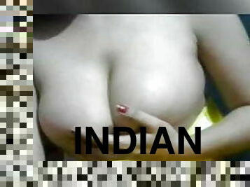 Indian hot boobs 