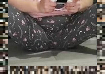 kencing, amateur, milfs, perempuan-besar-and-gemuk, seluar-dalam, fetish, basah