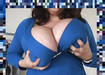 Clothes for big tits