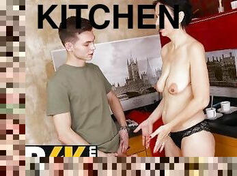 SHAME4K. Brunette thiefs hirsute vagina is penetrated in the kitchen
