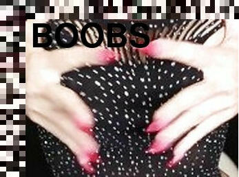 Kiki Deez Squeezes Boobs Then Has 8 Orgasms