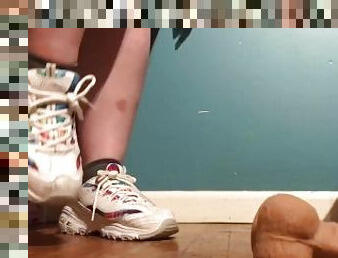 (BLOOPER!) Cruel Teen Girl in Sneakers Tortures A Poor Cock With Her FEET!