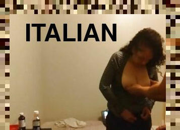 Italian maid wanted customers son in her mouth