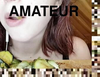 ASMR MUKBANG FEEDERISME courgettes crêpes