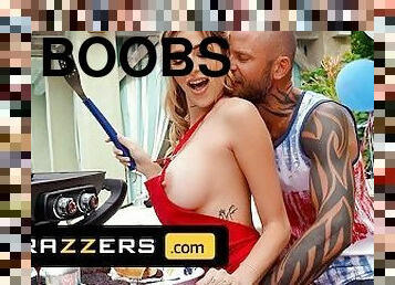 Brazzers - Azul Hermosa Wears Nothing But An Apron & Scott Nails Can't Resist Her Hot Curvy Body