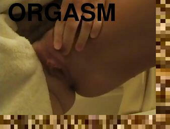 Masturbating shower teen orgasms