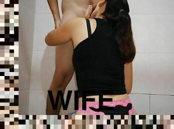 Dad Fucks His Daughter In The Bathroom So His Wife Wont Find Out About Anything 10 Min