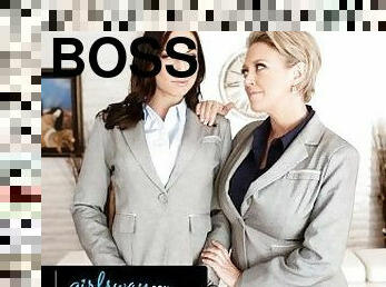 GIRLSWAY Secretary Aidra Fox Wants To Properly Thanks Her Boss Dee Williams For Being So Helpful